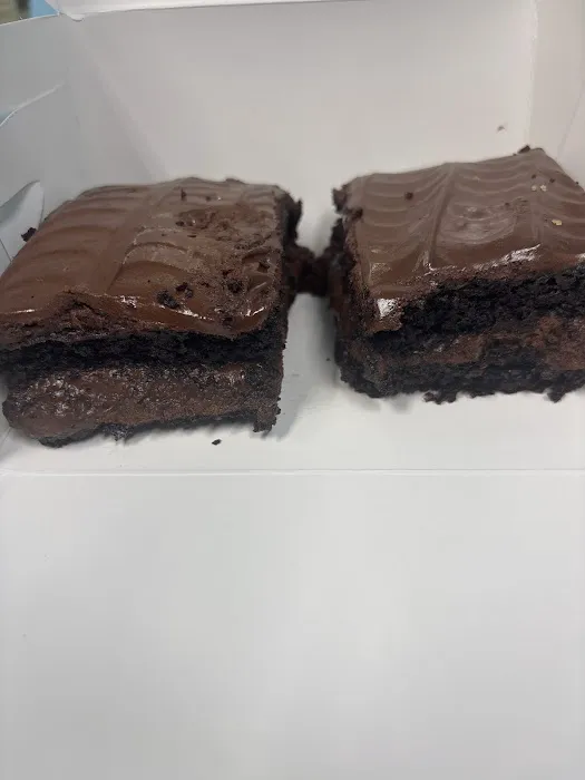 Layers Bakeshop Picture 10