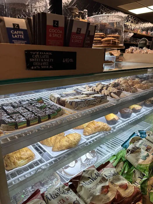 Zucker’s Bagels & Smoked Fish Picture 8