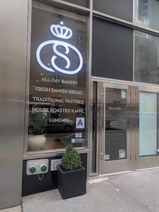 Ole and Steen Picture 6