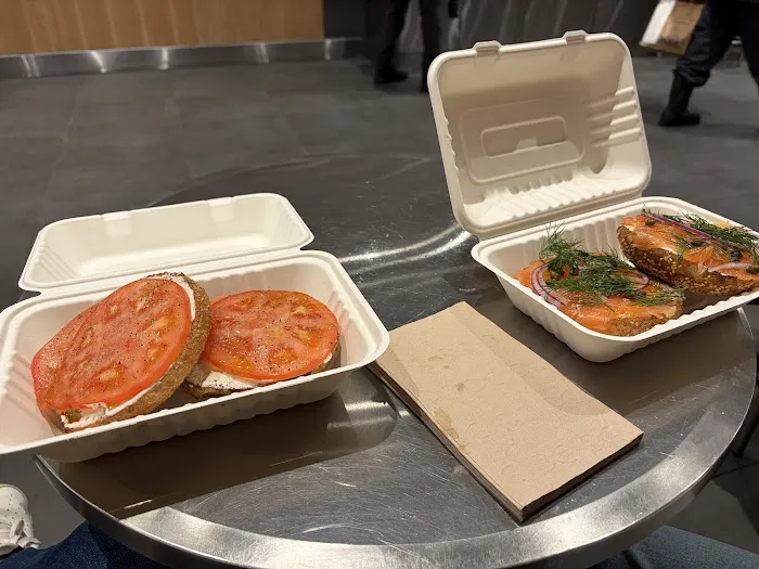 Apollo Bagels Picture 9