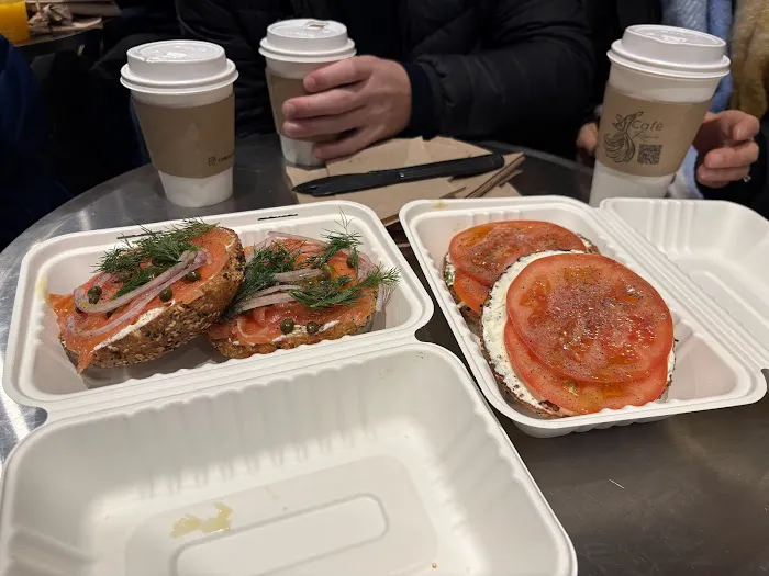 Apollo Bagels Picture 4