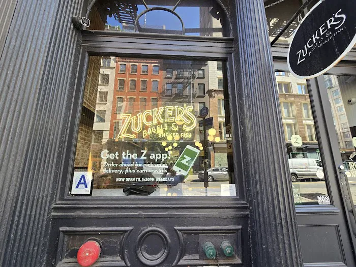 Zucker's Bagels & Smoked Fish Picture 6