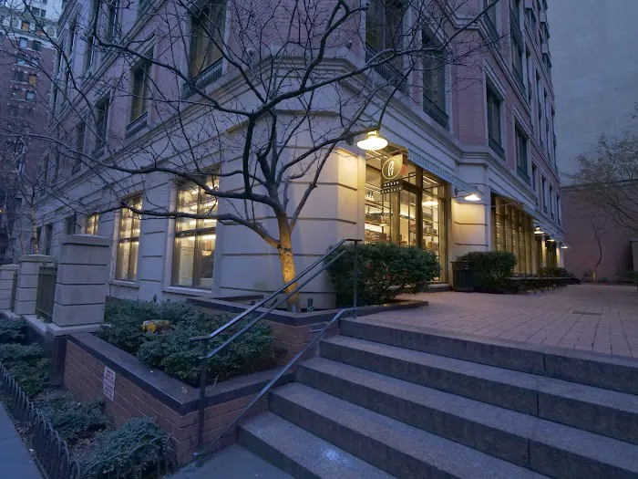 Pi Bakerie Picture 1