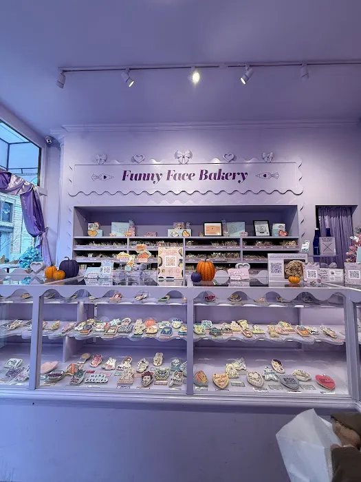 Funny Face Bakery Picture 4