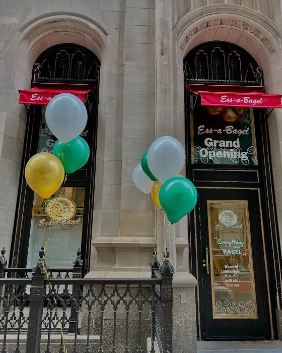 Ess-a-Bagel Picture 5