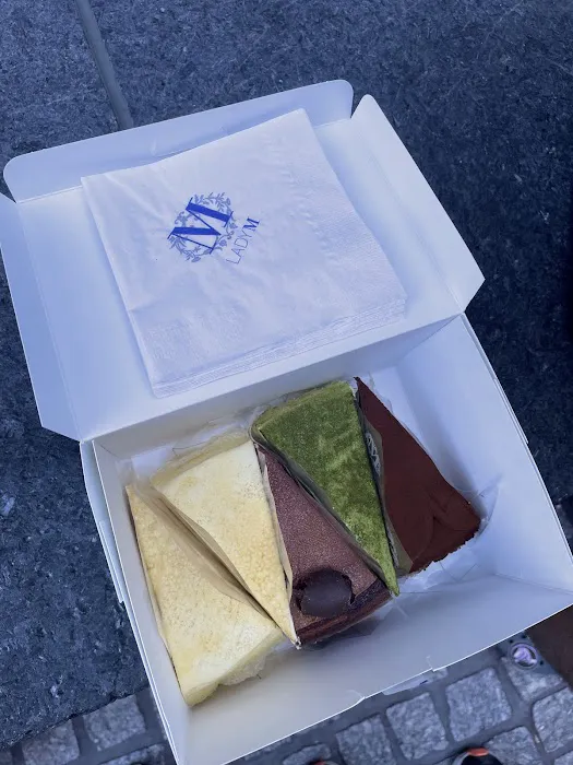 Lady M Cake Boutique - NY Picture 3