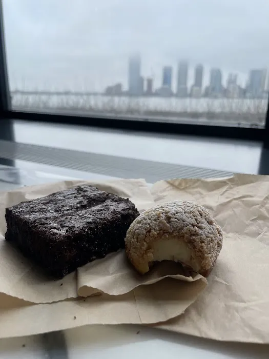 Mah-Ze-Dahr Picture 5