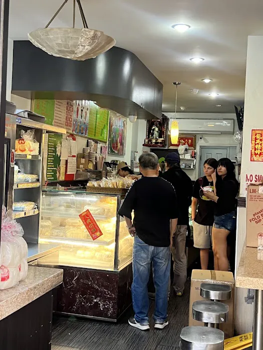 M&W Bakery Picture 7