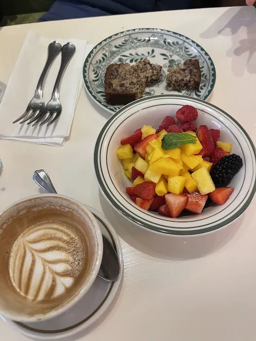 bistro in a bakery Picture 1