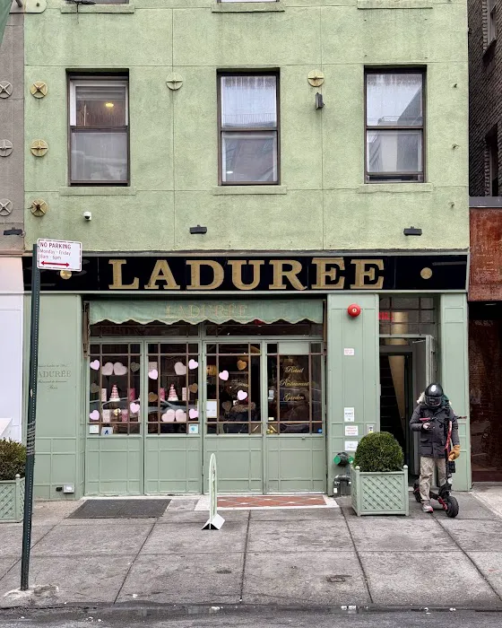 Ladurée Soho Picture 5