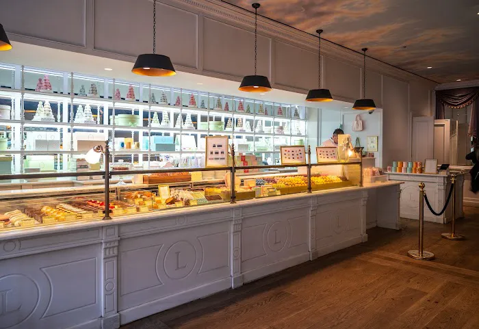 Ladurée Soho Picture 2