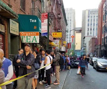 Ling's Fresh Made Sweet Mini Cakes