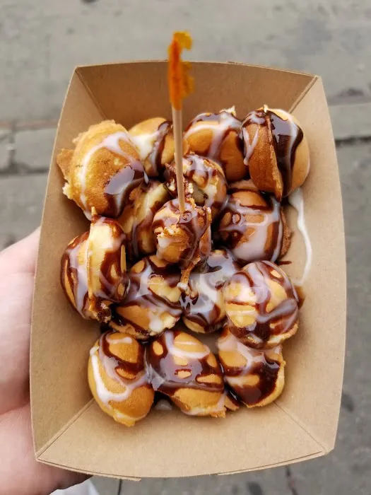 Ling's Fresh Made Sweet Mini Cakes Picture 8