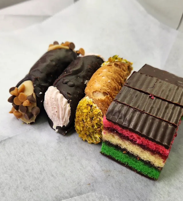 La Bella Ferrara Picture 3