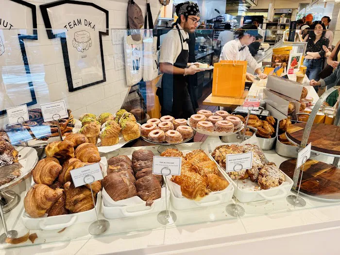 Dominique Ansel Bakery Picture 9