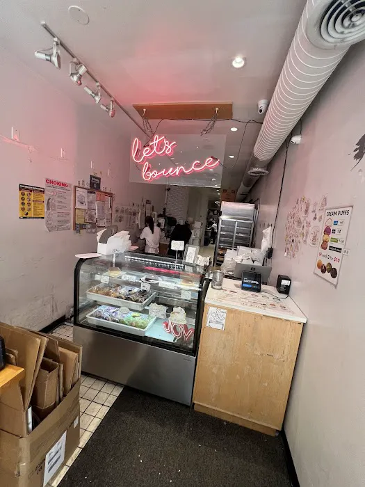 Keki Modern Cakes Picture 1