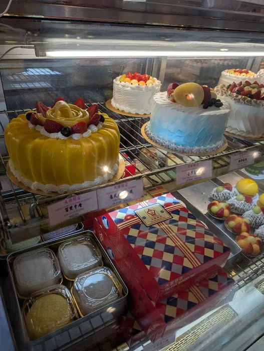 Tai Pan Bakery Picture 6