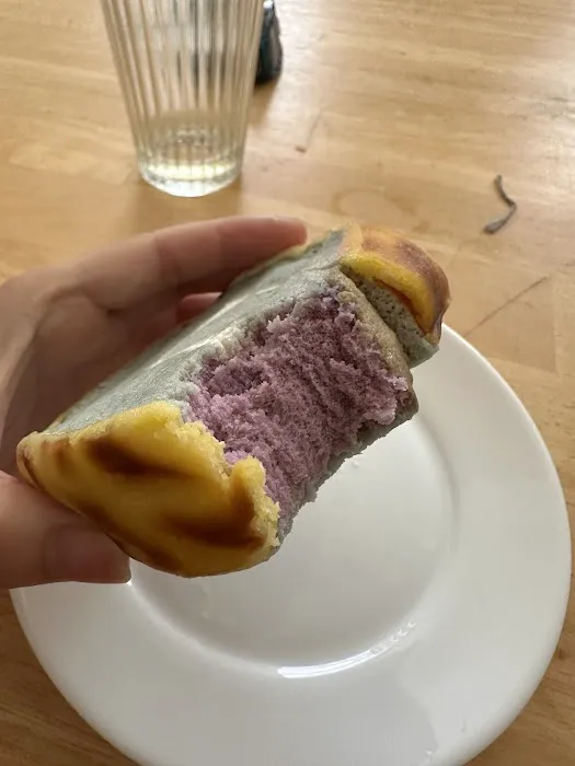 Modern Coffee House Picture 1