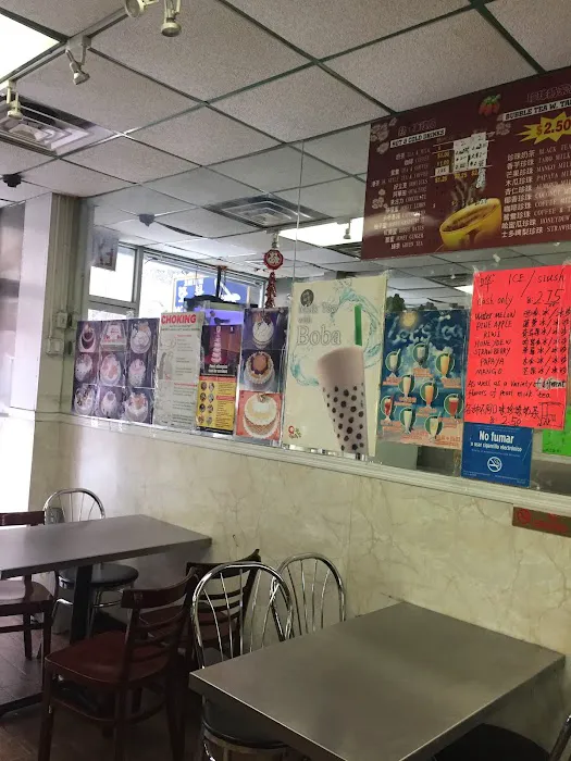 Yue Lai Bakery Picture 7