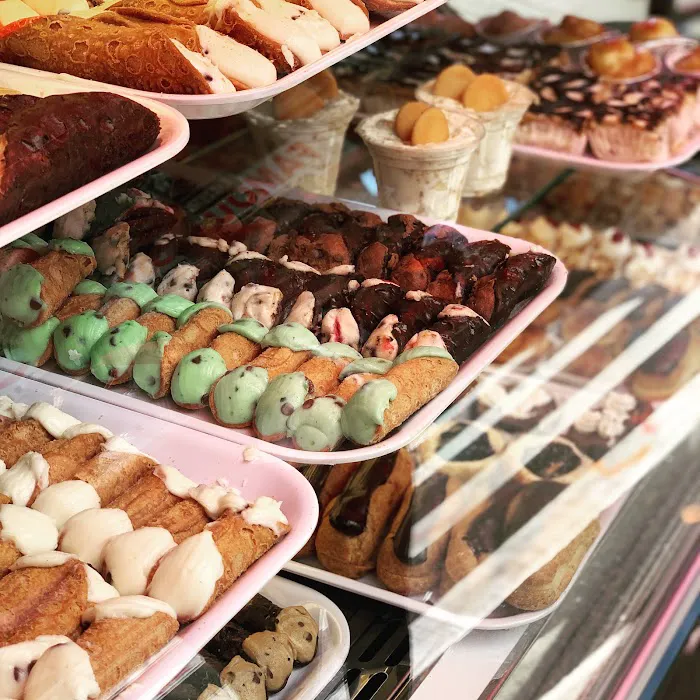 Napoli Pastry Co. Picture 2