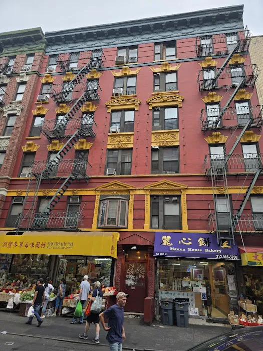 Manna House Picture 6