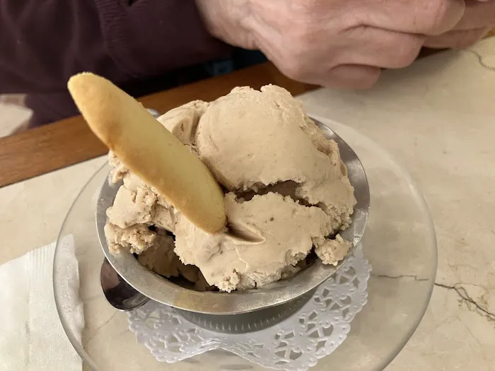 Ferrara Bakery & Cafe Picture 8