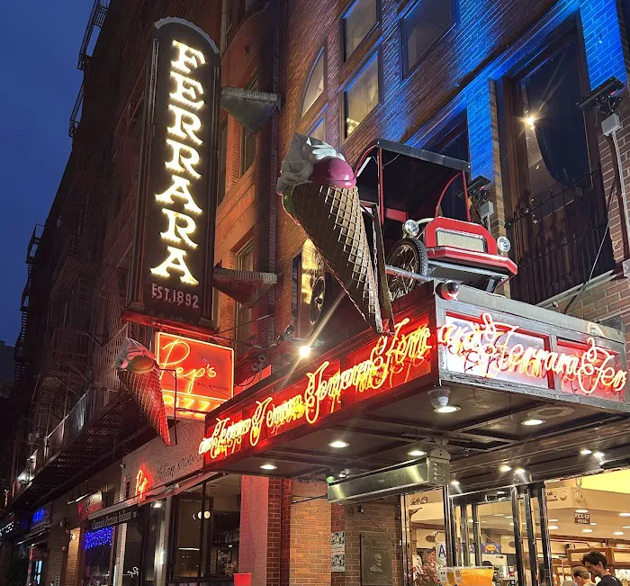 Ferrara Bakery & Cafe Picture 4