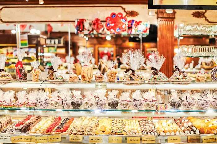 Ferrara Bakery & Cafe Picture 2