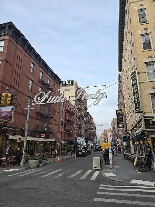 Ferrara Bakery & Cafe Picture 9