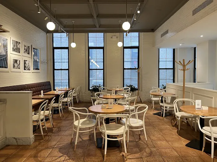 Harbs SoHo Picture 9