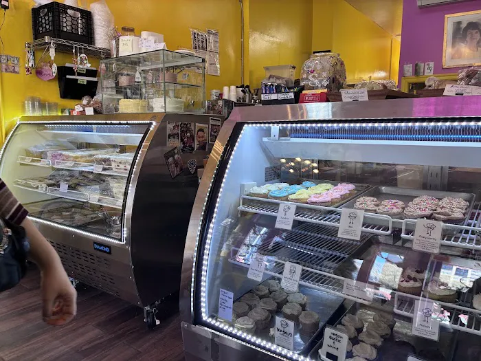 Sugar Sweet Sunshine Bakery Picture 7