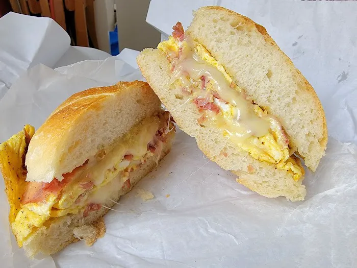 Parisi Bakery & Deli Picture 8