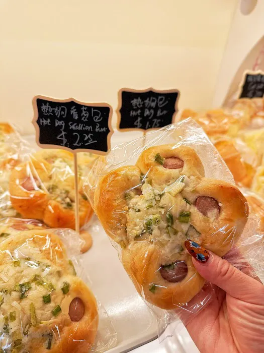 Luna Cafe & Bakery Picture 8