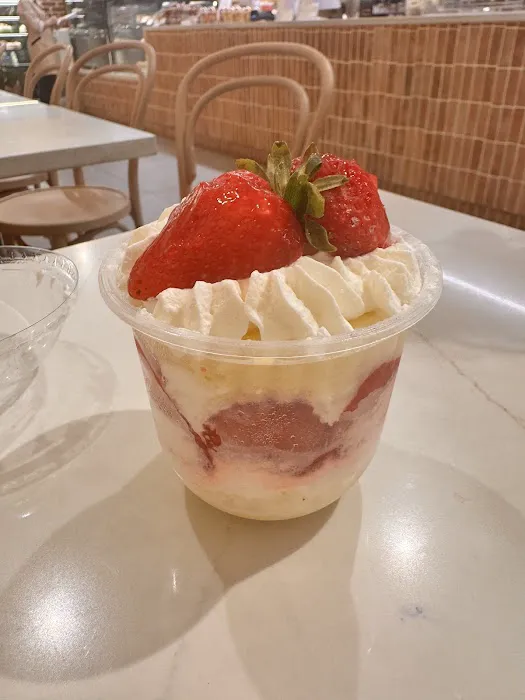 Luna Cafe & Bakery Picture 6