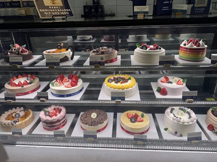 Paris Baguette Picture 1