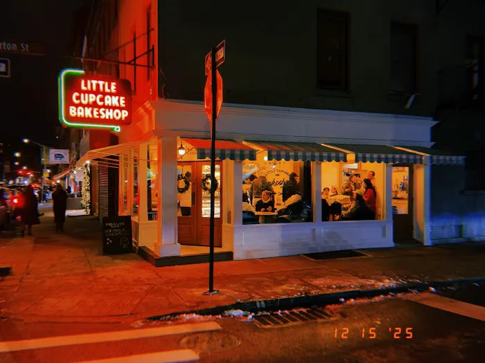 Little Cupcake Bakeshop Picture 10