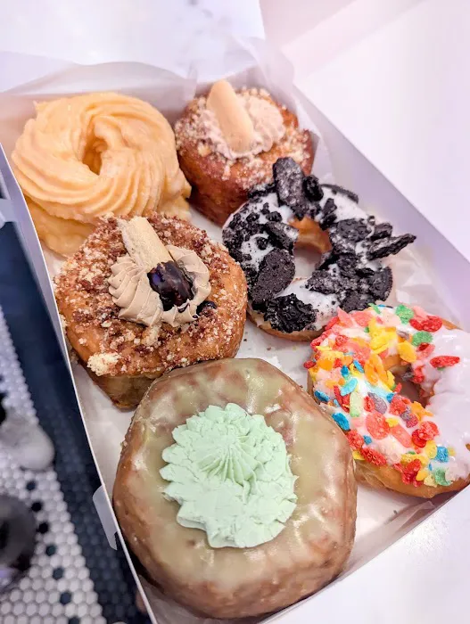 The Donut Pub Picture 4