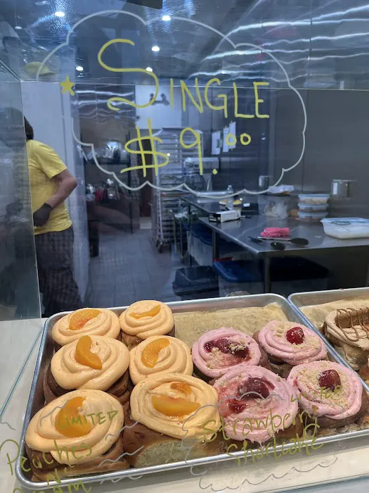 Benji's Buns Picture 9