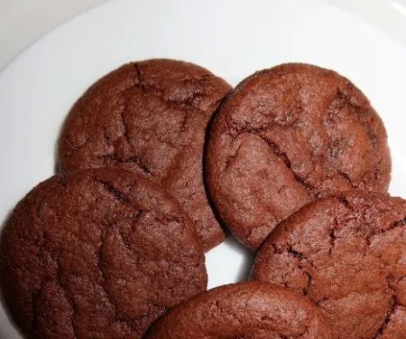 The Love Bakery: tiny by design, rich beyond expectation, meant to be savored.