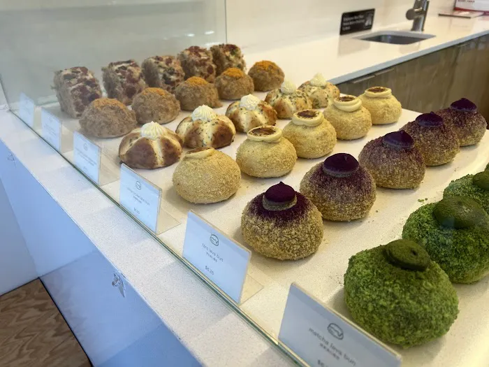 LÀ LÁ Bakeshop NYC Picture 2