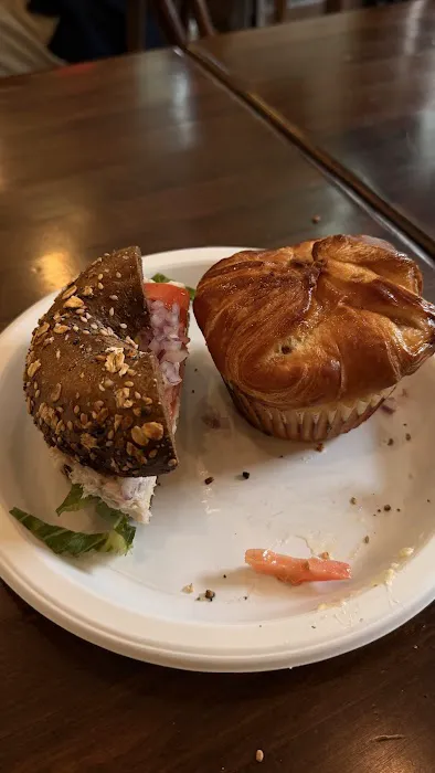 Davidovich Bakery Picture 7