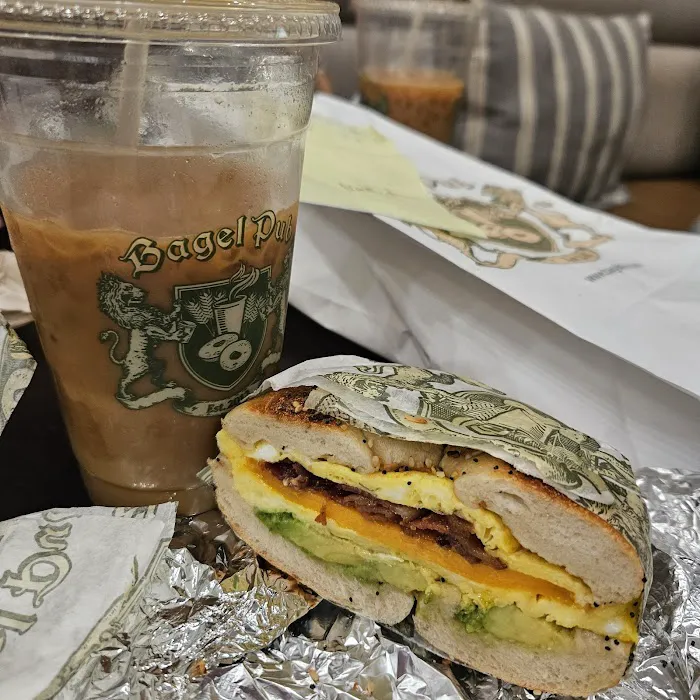 Bagel Pub Picture 10