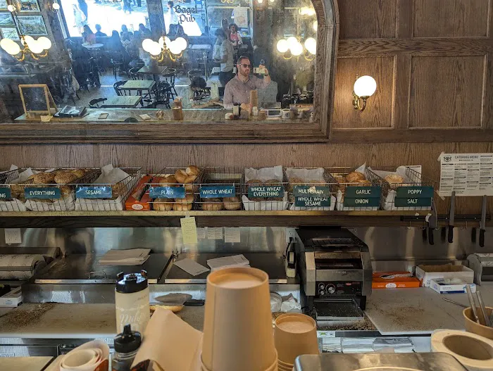 Bagel Pub Picture 10