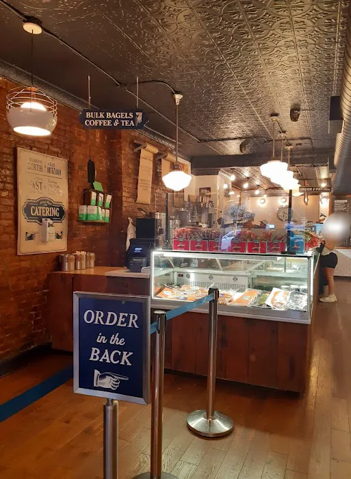 Murray's Bagels Picture 7