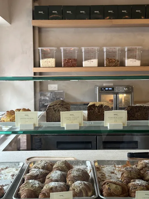 noa, a bakery Picture 5