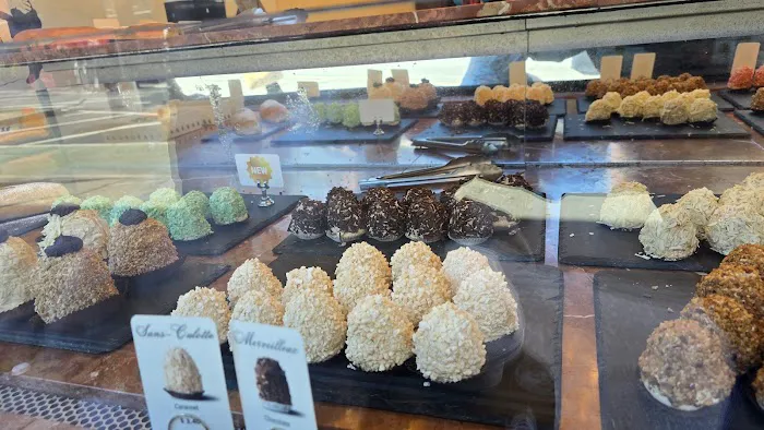 Aux Merveilleux de Fred Picture 4