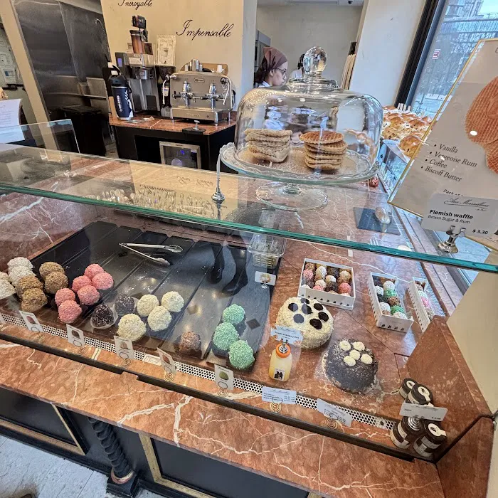 Aux Merveilleux de Fred Picture 2