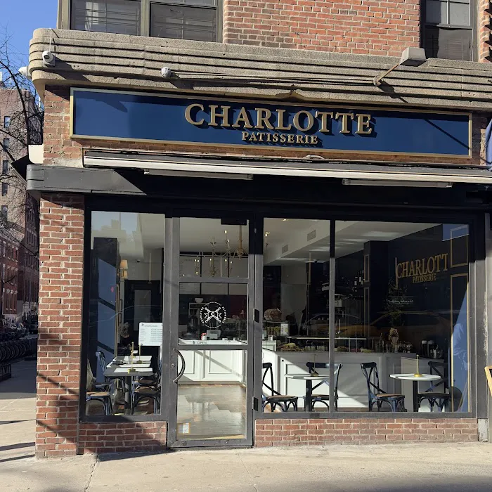 Charlotte Patisserie Picture 10
