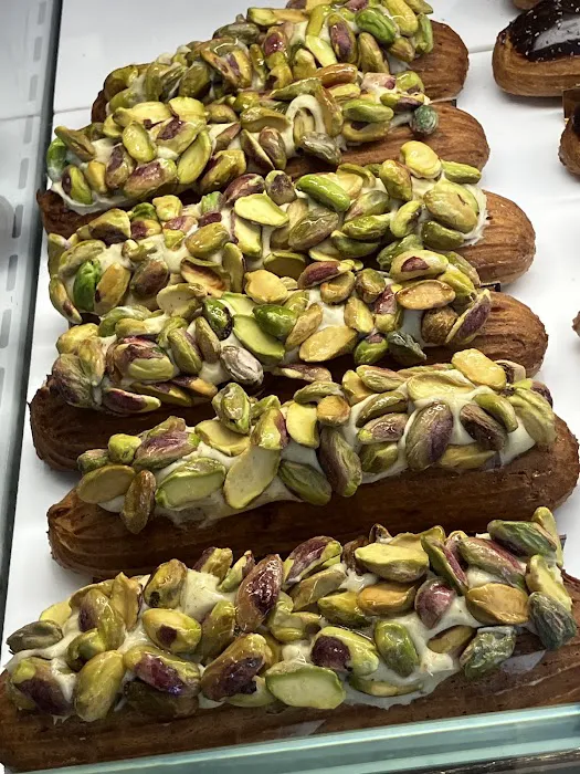 Petit Chou Picture 6