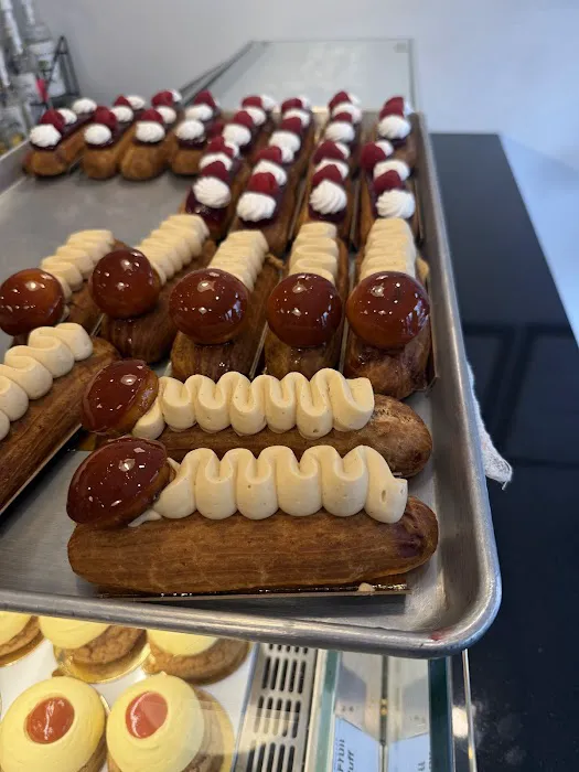 Petit Chou Picture 10